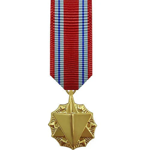Miniature Medal-24k Gold Plated: Air Force Combat Readiness