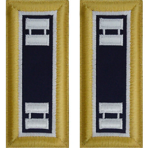 Army Shoulder Strap: Captain Judge Advocate