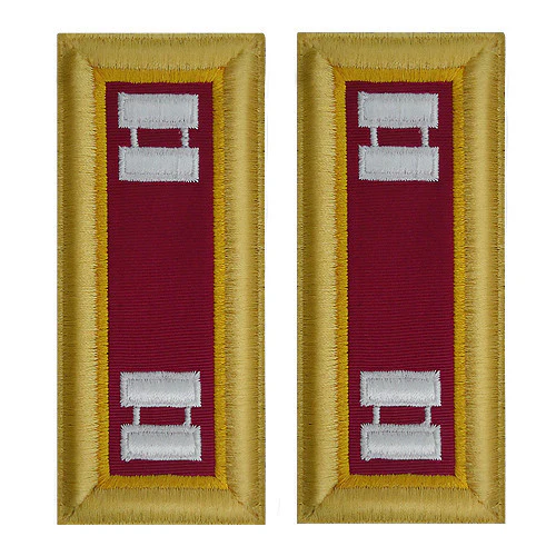 Army Shoulder Strap: Captain Ordnance - female