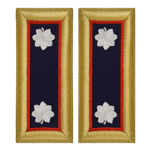 Army Shoulder Strap: Lieutenant Colonel Adjutant General - female
