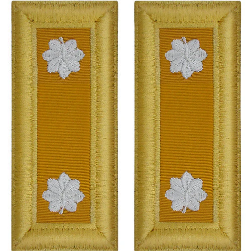 Army Shoulder Strap: Lieutenant Colonel Armor - female