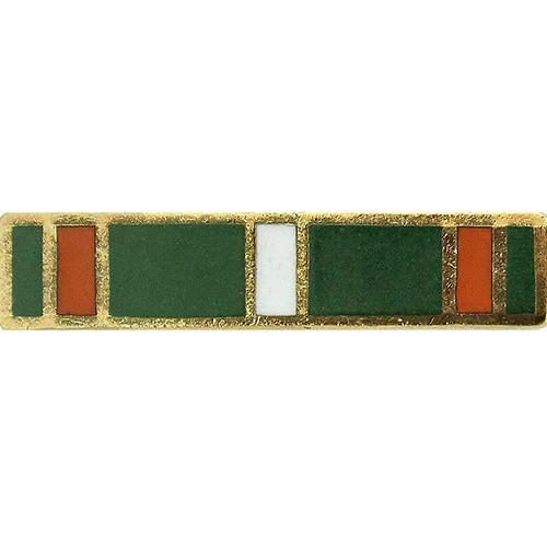 Lapel Pin: Coast Guard Achievement