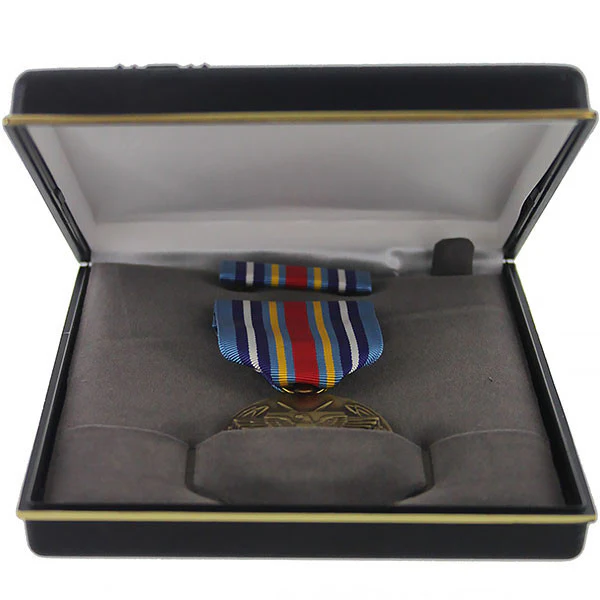 Medal Presentation Set: Global War on Terrorism Expeditionary
